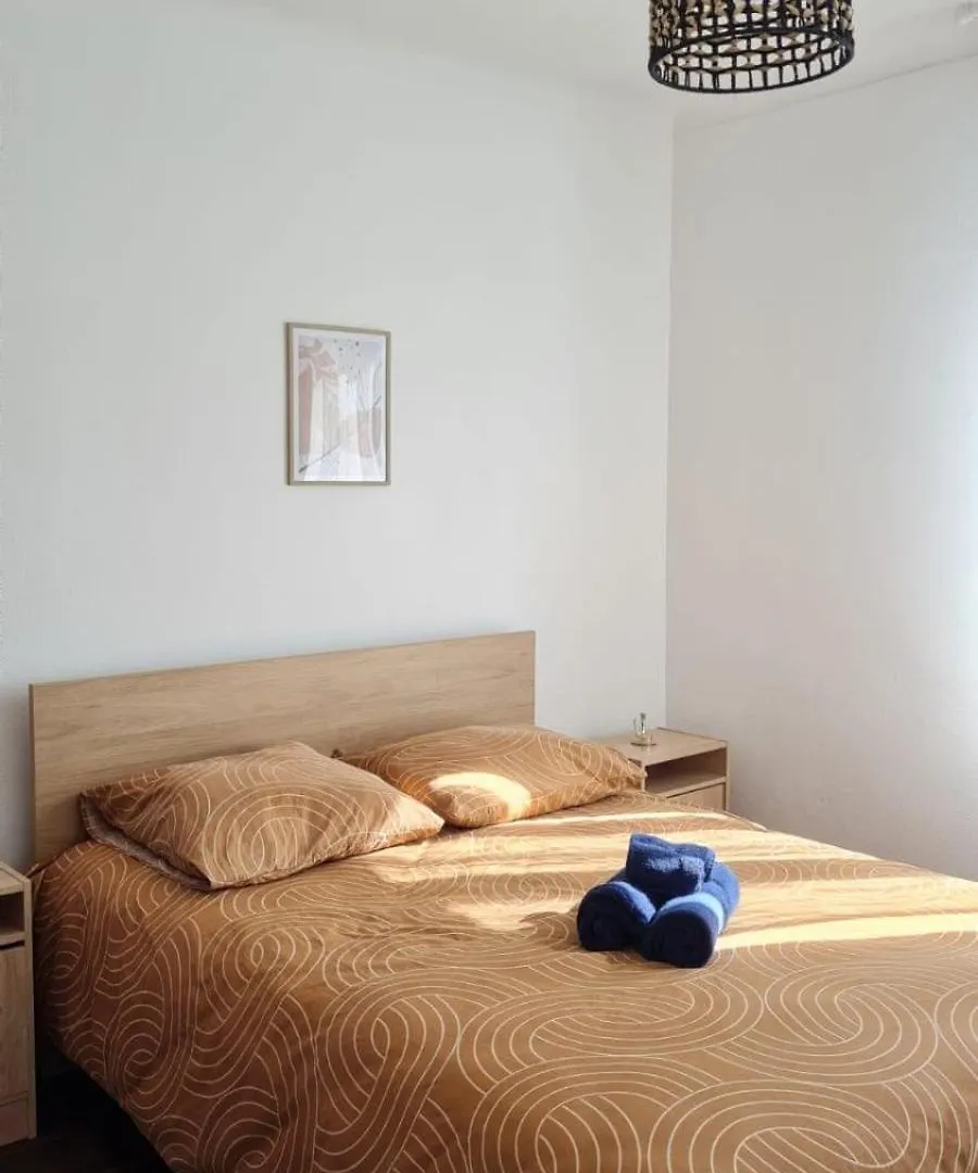 Charmant Logement Entre La Gare Et Le Centre-Ville Lorient Apartment